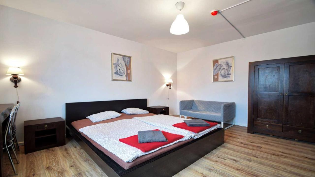 Ow Alfa Hotel Rewal Buitenkant foto